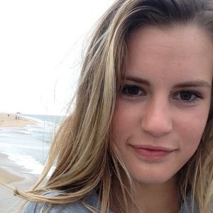 Meet your Posher, Andriana