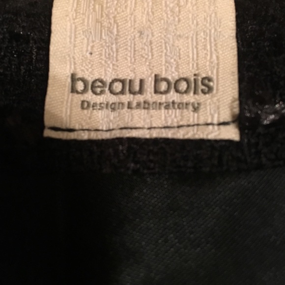 Boutique Brand Black Pencil Skirt - Picture 3 of 4