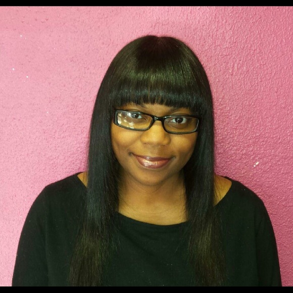 Meet your Posher, Ladaisya - Picture 1 of 1