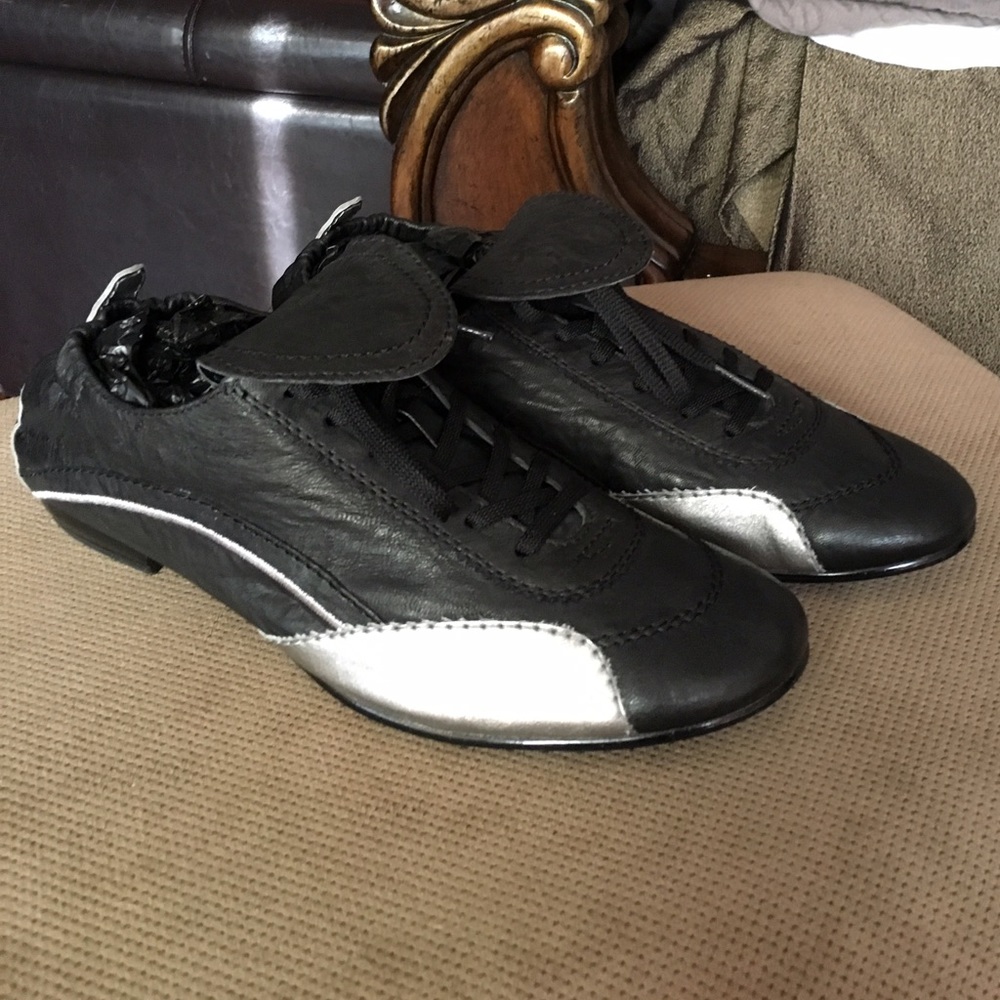NEW Leather Buckaroo Jeans Modern Vintage Sneakers