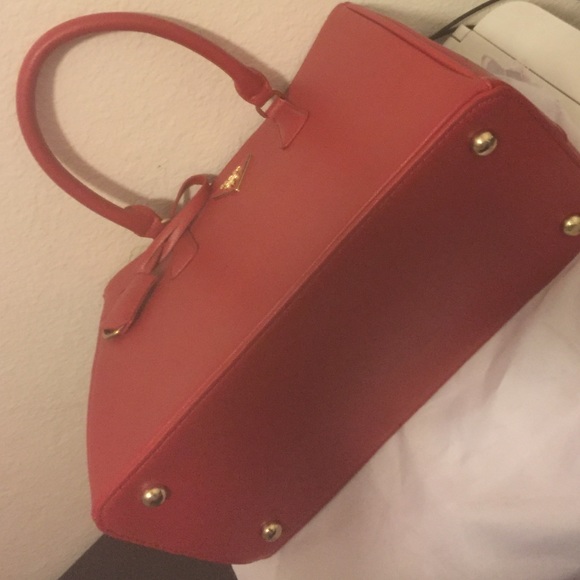 Hand bag - Picture 3 of 3