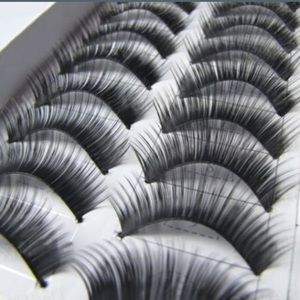10 pairs of eyelashes