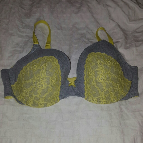 V. Secret Bra NWOT