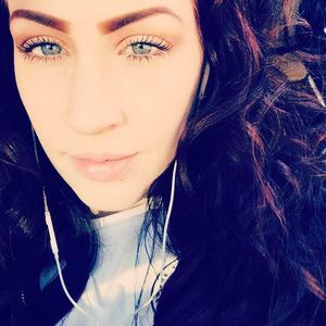 Meet your Posher, Cecelia