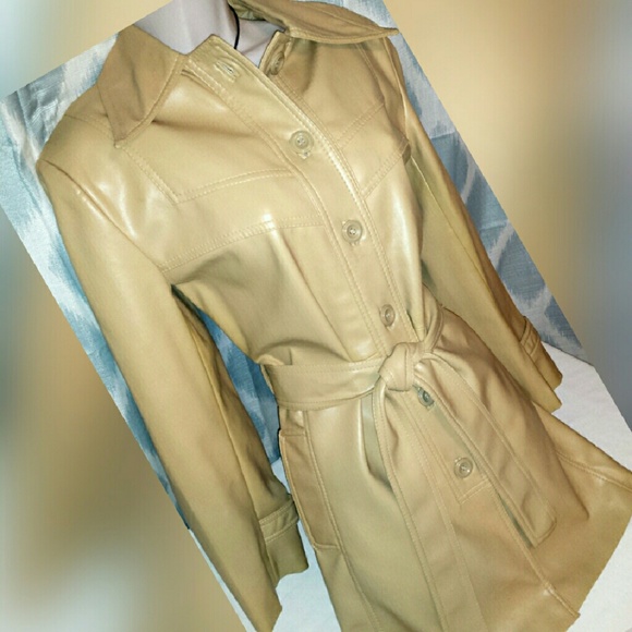 Vtg yellow/tan PVC belted trench rain coat
