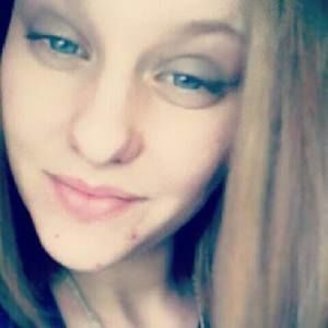 Meet your Posher, Cassi