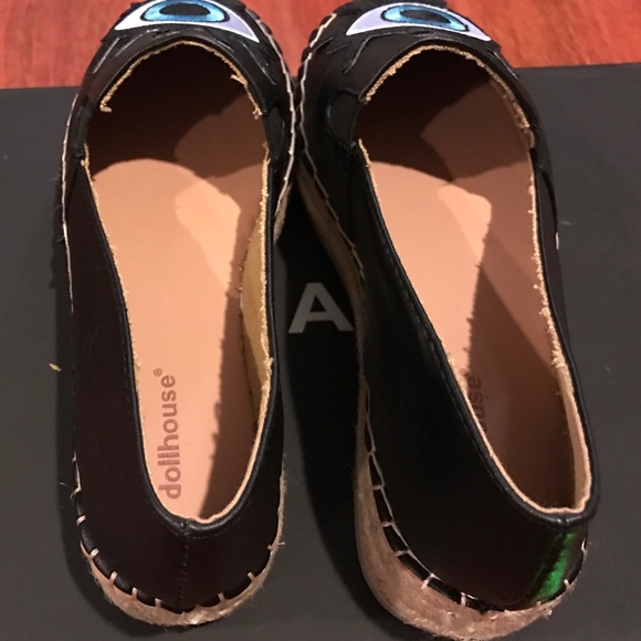 Shoes - Picture 4 of 4