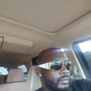 Meet your Posher, Clyde