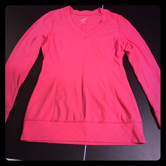 long sleeve workout shirt