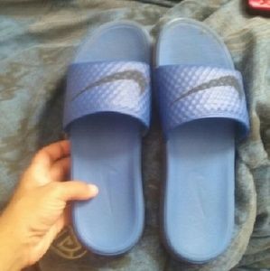 Nike slides