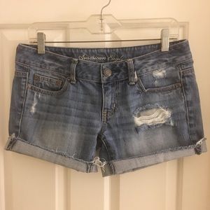 American Eagle distressed denim cut off shorts