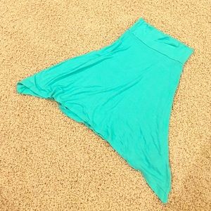 GAP stretchy A-Line skirt