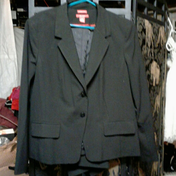 Skirt set - Picture 4 of 4