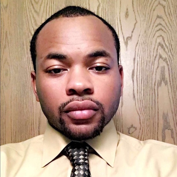 Meet your Posher, Chris - Picture 2 of 2