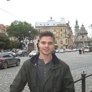 Meet your Posher, Marion