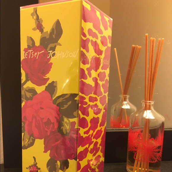 Betsey Johnson perfume