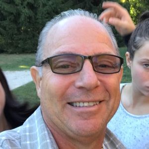 Meet your Posher, Christopher