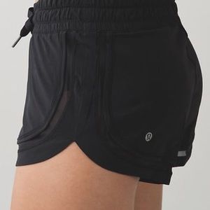 Lululemon make a move shorts