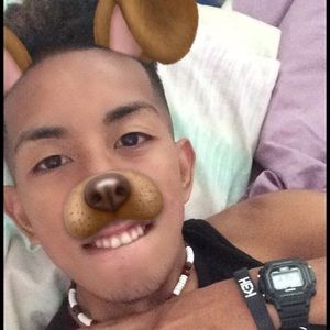 Meet your Posher, Derek