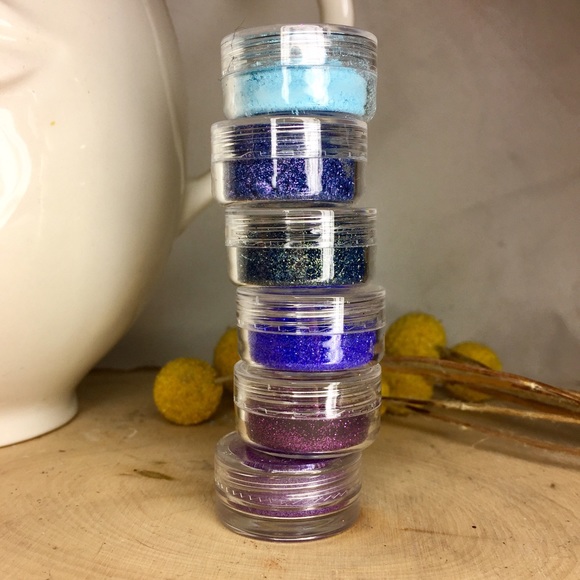 SAMPLE SIZE MAC Pigments & glitters. SEA: Pick 3!