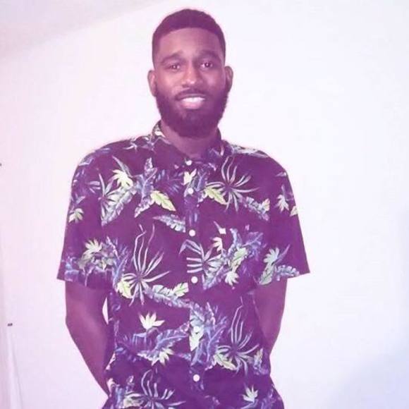 Meet your Posher, Sheldon - Picture 1 of 1