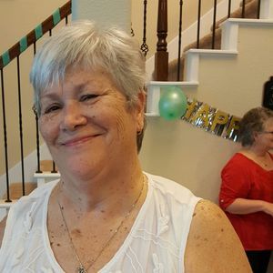 Meet your Posher, Phyllis