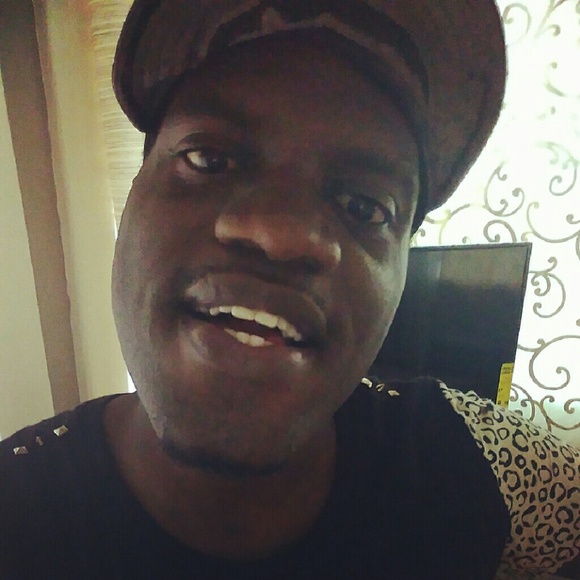 Meet your Posher, Demetrius - Picture 1 of 1