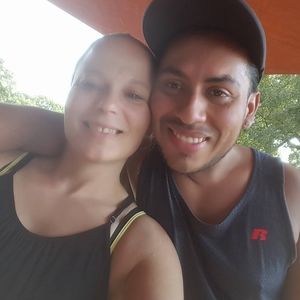 Meet your Posher, Bee