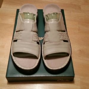 Clarks leather sandals