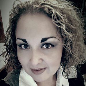 Meet your Posher, Frances