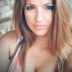 Meet your Posher, Emmi