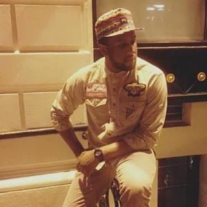 Meet your Posher, Aaron