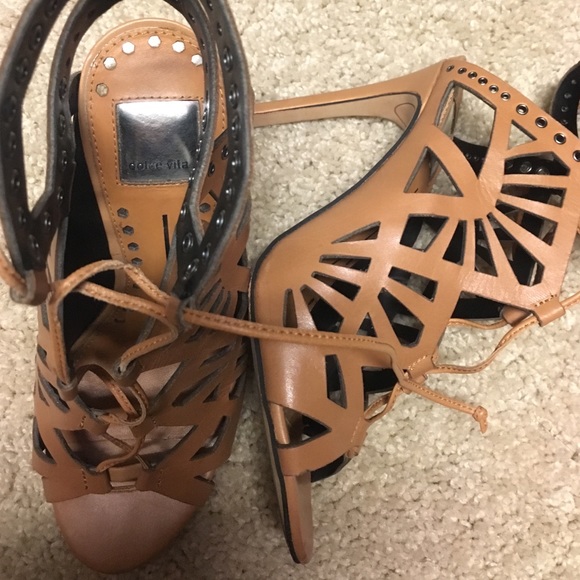 Dolce Vita Size 7 Lace Up Heels - Picture 4 of 4