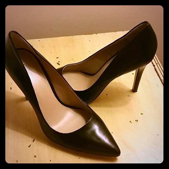 Saks Fifth Avenue Cathy Heels