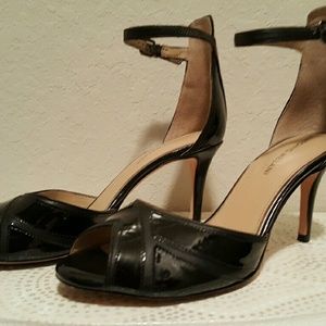 Black dress pumps