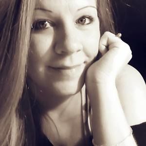 Meet your Posher, Chrystal