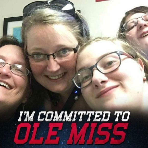 Meet your Posher, Christine - Picture 1 of 1