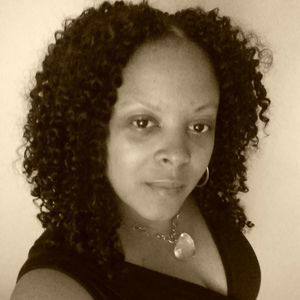 Meet your Posher, Ebony