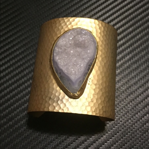 14k verril cuff with lavender Druze  cut stone