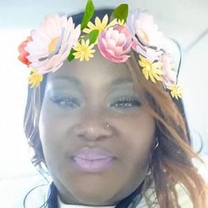 Meet your Posher, Anika