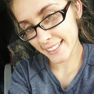 Meet your Posher, Deanna