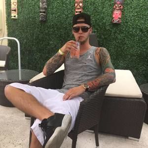 Meet your Posher, Nick