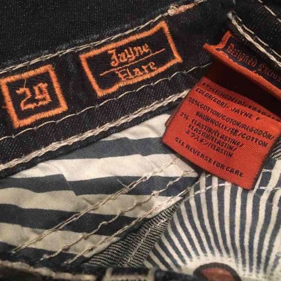 ❌SOLD❌29X29 Rock Revival Jayne Flares - Picture 4 of 4