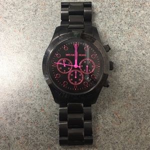 Micheal Kors Layton chronographic black watch!!