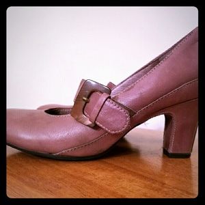 Sunday Sale-Clarks Taupe Heels