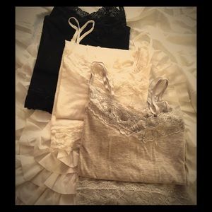 Set of 3 long Lacey tank tops
