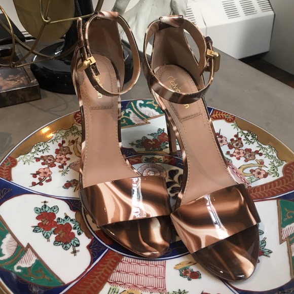 J8358 Brianna printed patent