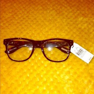 NWT fashion glasses by EXPRESS 29.90$ tag