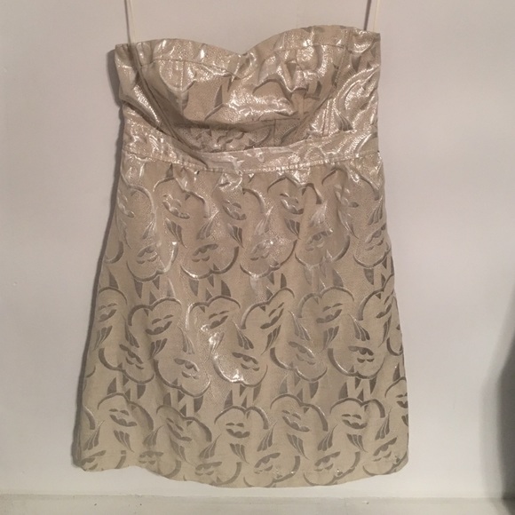 Excellent condition American Eagle dress.