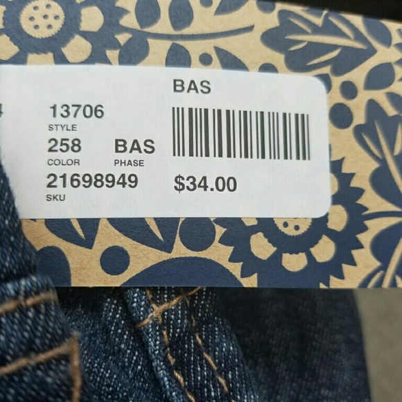 Maurices Jeans - Picture 2 of 2